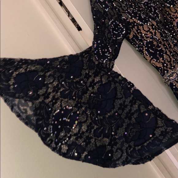 Prom dress - Picture 3 of 8